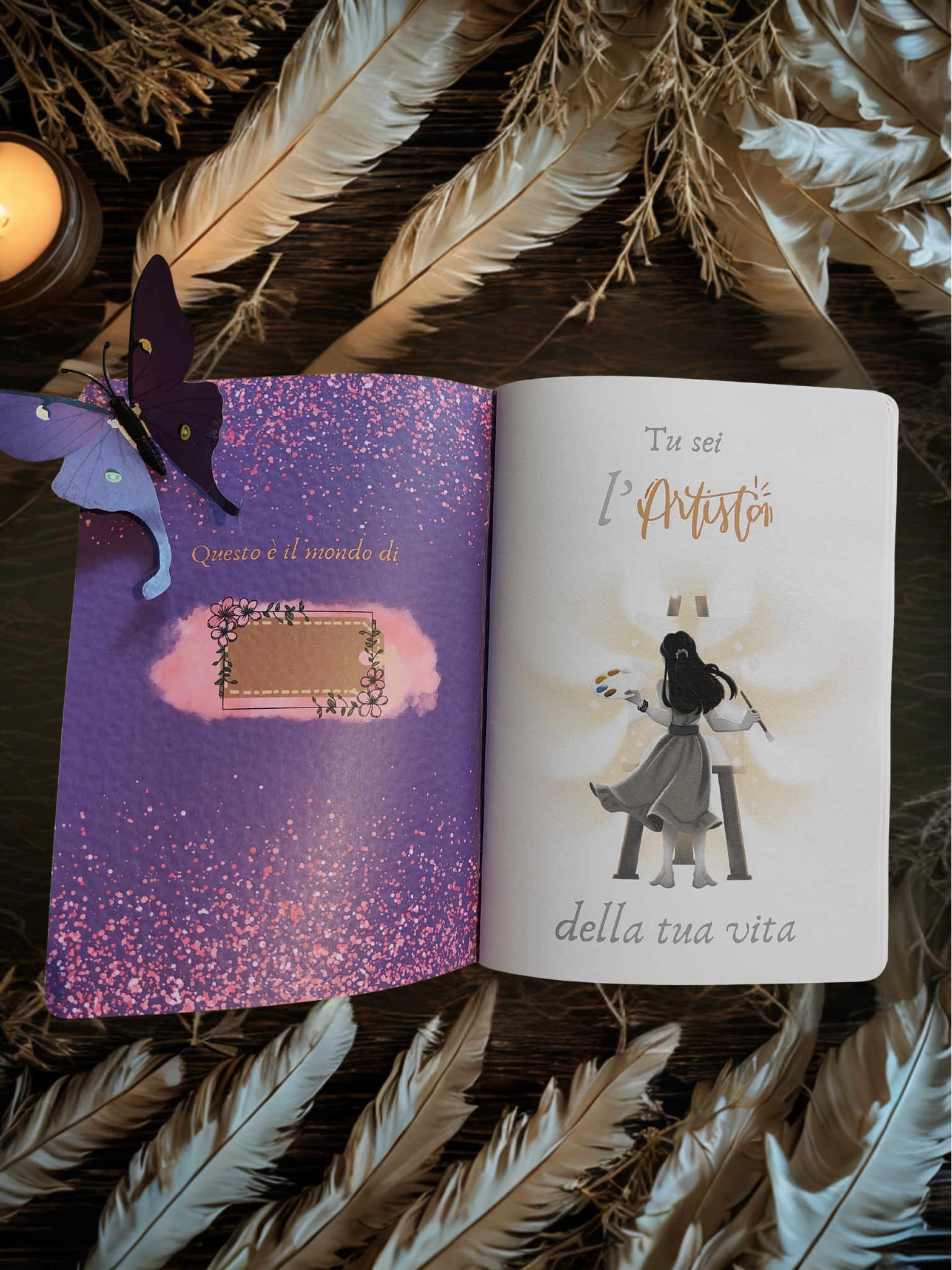 Quaderno artigianale illustrato ispirazionale "Rinascita" - pavone simbolo di forza e trasformazione