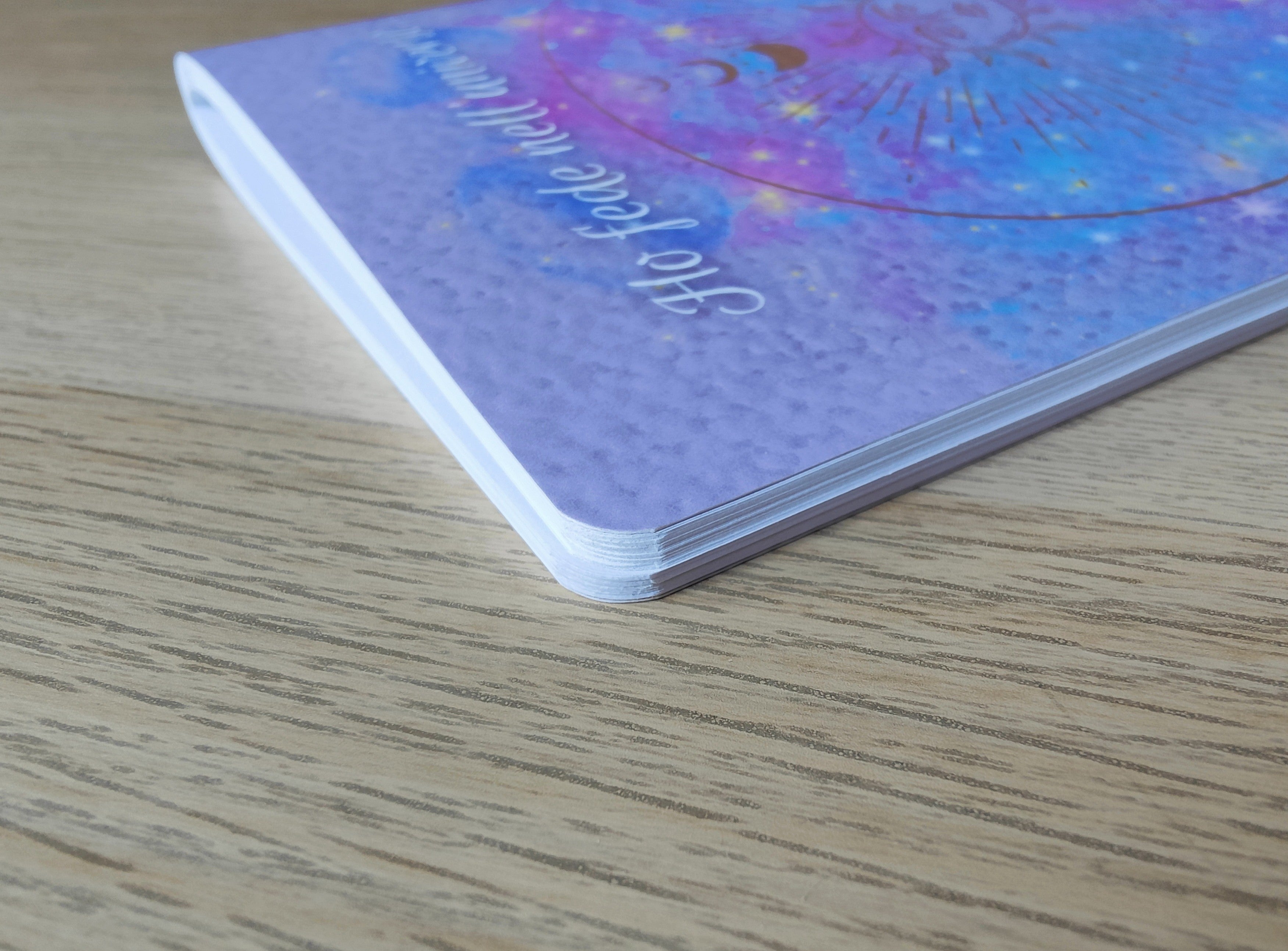 Quaderno artigianale illustrato spirituale "Mi fido dell'universo" - ispirazione, fiducia e mindfulness