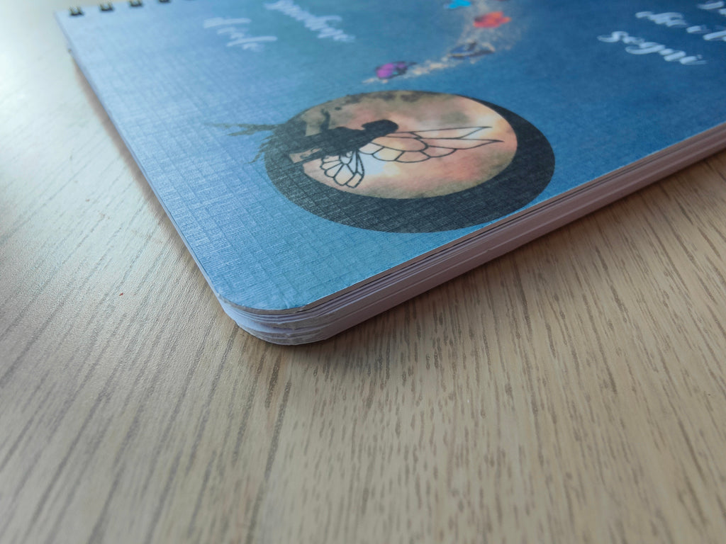 Quaderno artigianale illustrato "Lasciali volare" - sogni, libertà e leggerezza